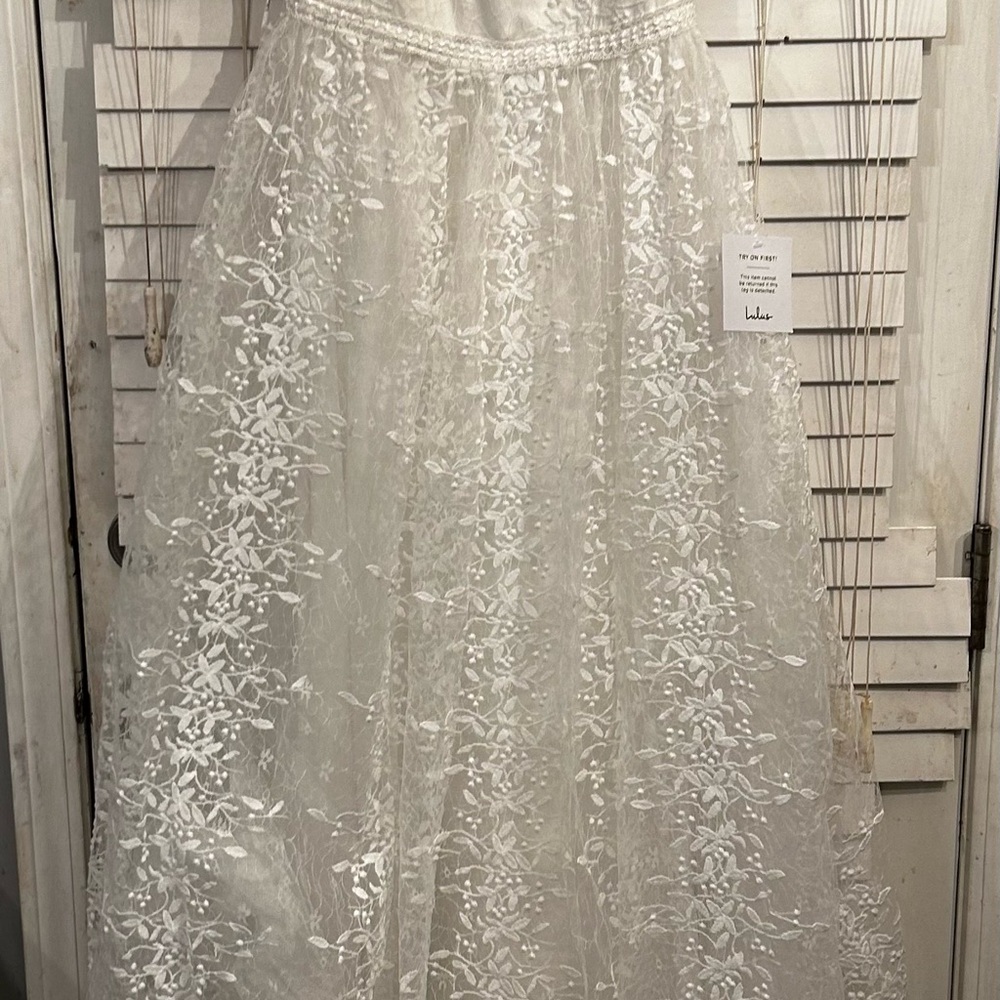NWOT Sweetest Beloved White Mesh Embroidered Sleeveless Maxi Dress